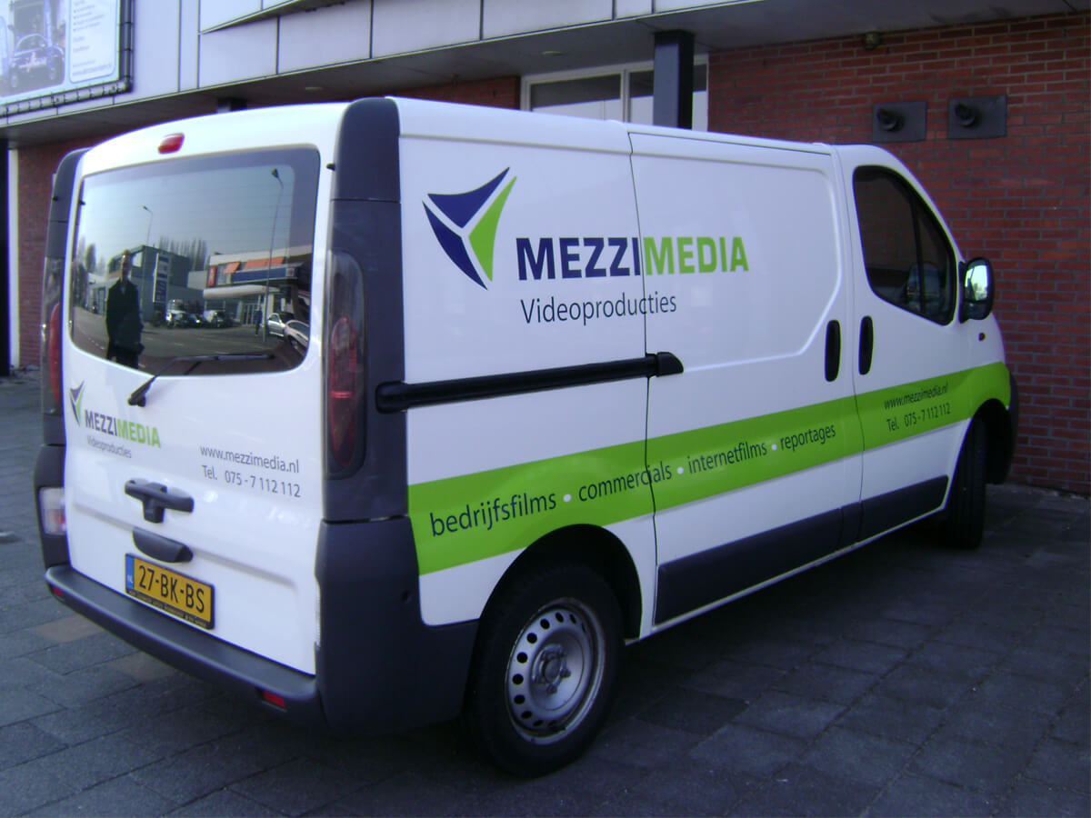https://akrosigning.nl/wp-content/uploads/2018/01/Autobelettering-A20.jpg