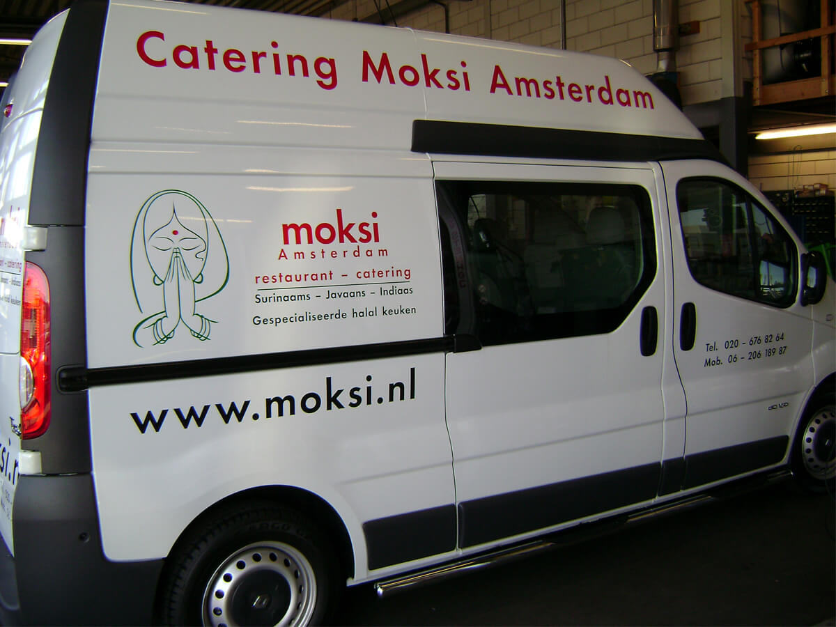 https://akrosigning.nl/wp-content/uploads/2018/01/Autobelettering-A21.jpg