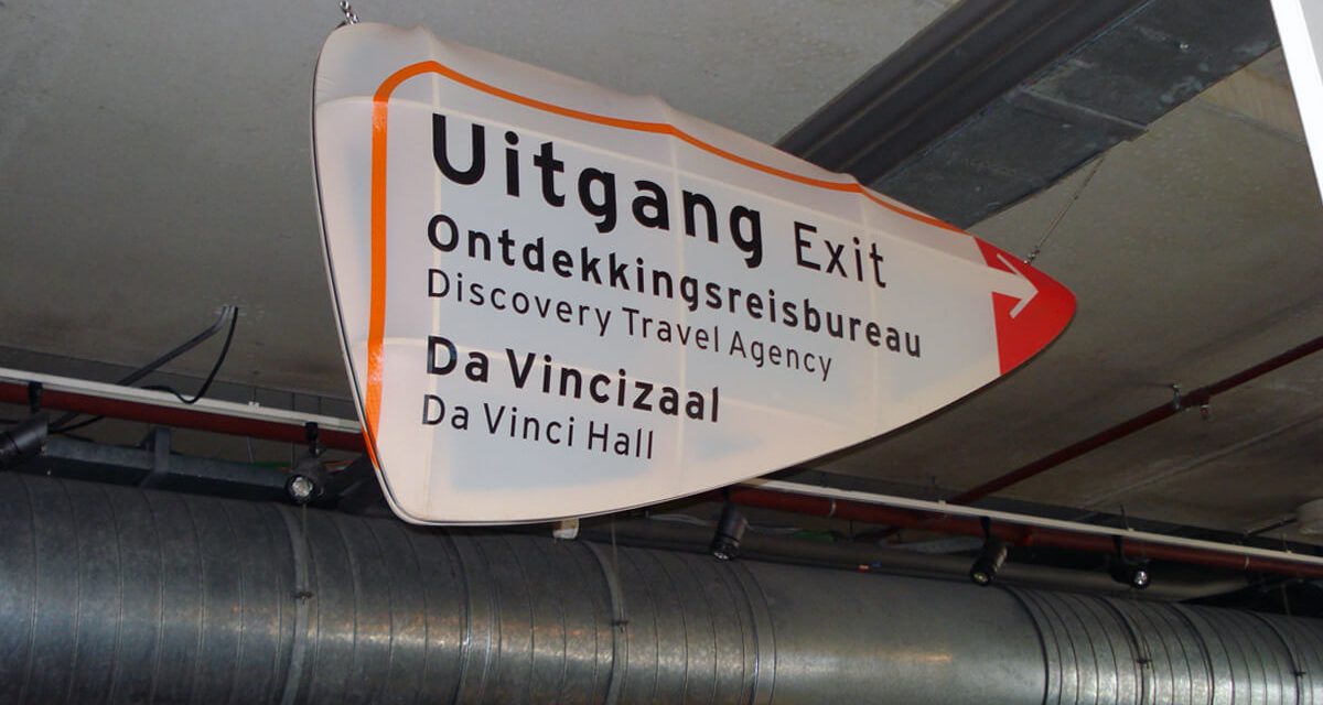 https://akrosigning.nl/wp-content/uploads/2018/01/Bewegwijzering-A7-1200x640.jpg