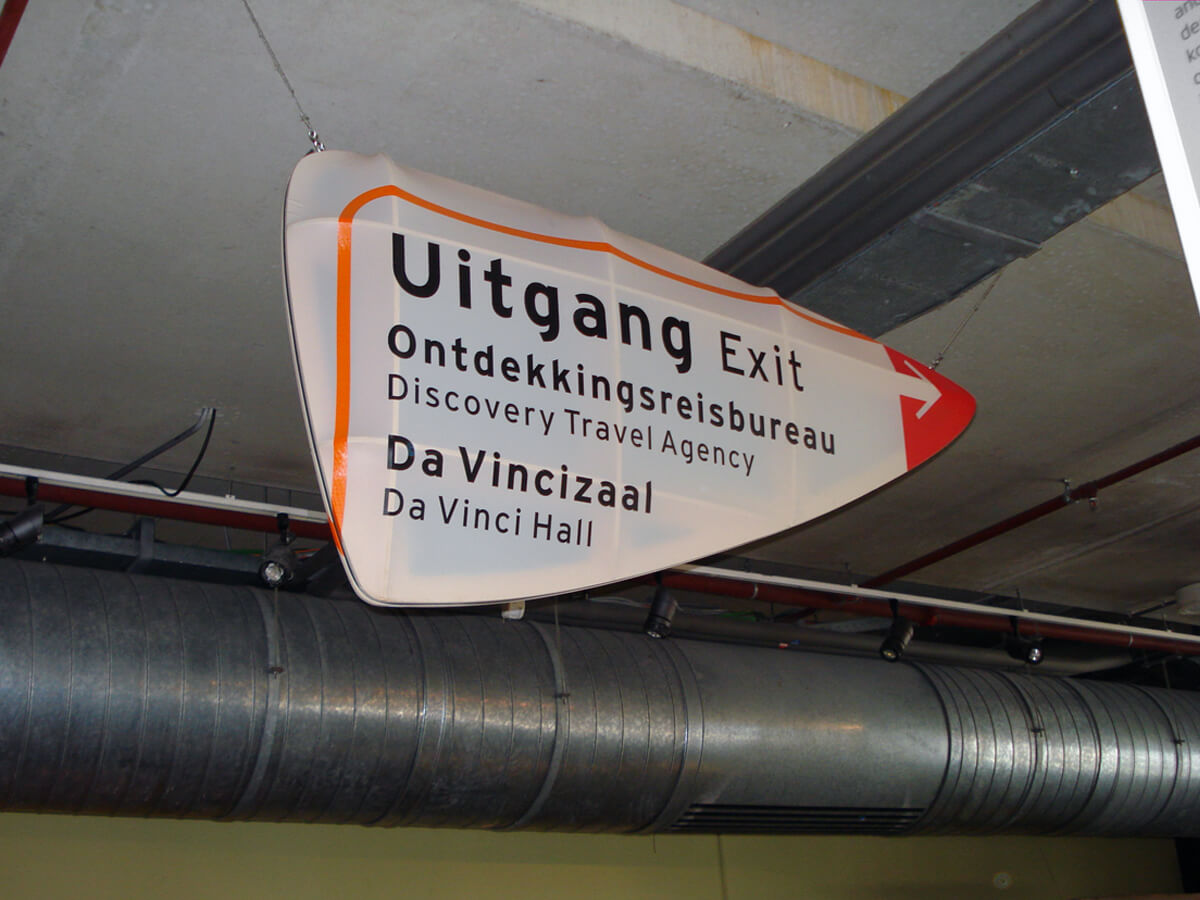https://akrosigning.nl/wp-content/uploads/2018/01/Bewegwijzering-A7.jpg